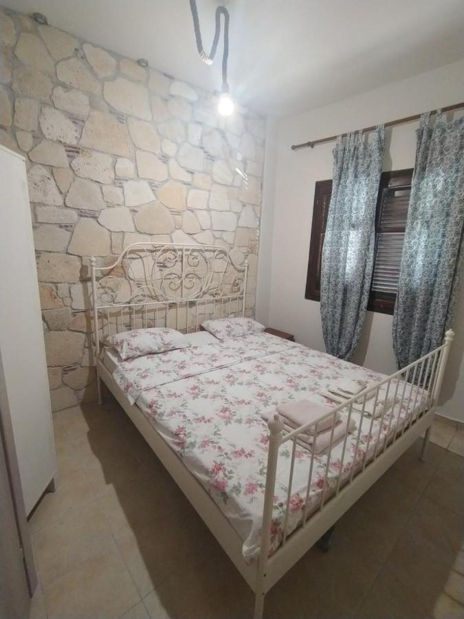 Sofias Cute House Apartment เทสซาโลนิกิ ภายนอก รูปภาพ